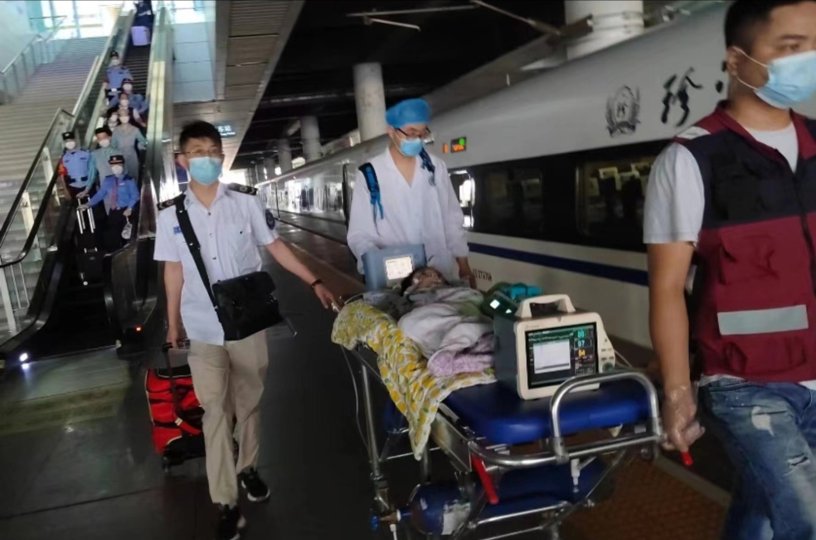 张北县高铁转运公司